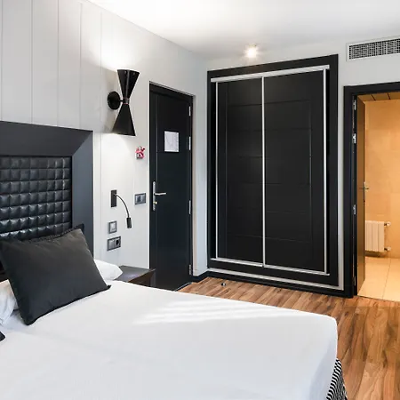 Salles Aeroport De Girona 4* Riudellots de la Selva