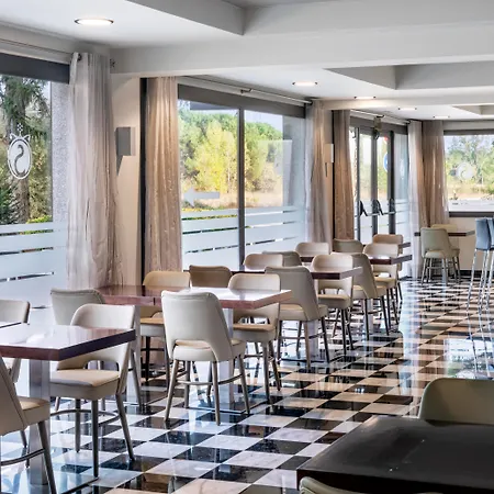 Hotel Salles Aeroport De Girona