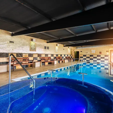 Salles Aeroport De Girona Hotel