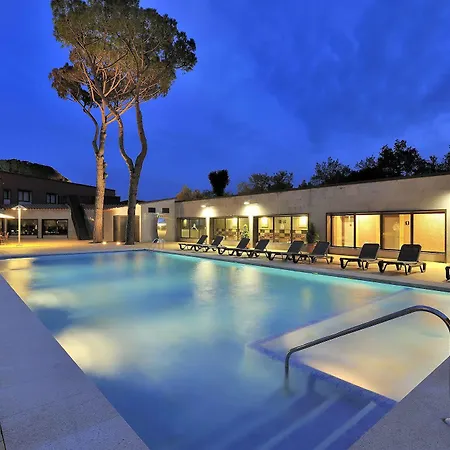 Salles Aeroport De Girona Hotel