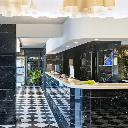 Hotel Salles Aeroport De Girona