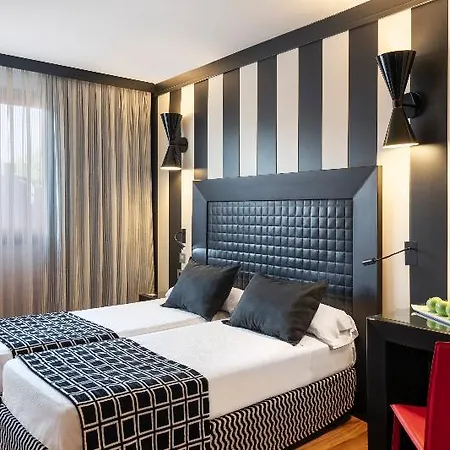 Salles Aeroport De Girona 4*